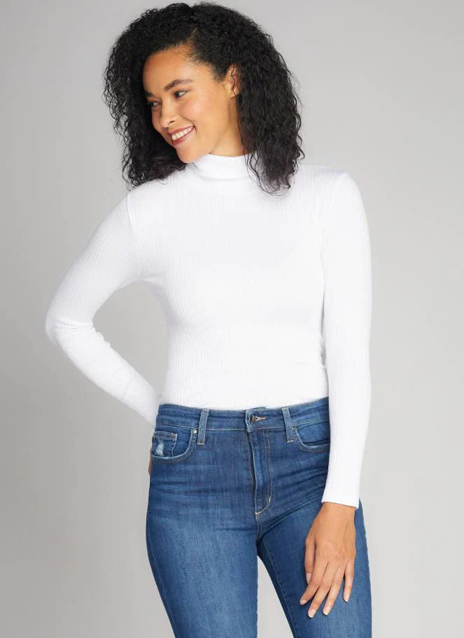 WOMEN'S C'EST MOI SEAMLESS RIB L/S TURTLENECK TOP/ WHITE