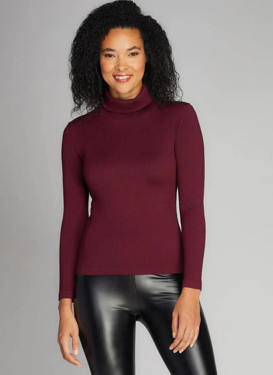 WOMEN'S C'EST MOI SEAMLESS RIB L/S TURTLENECK TOP/ BORDEAUX