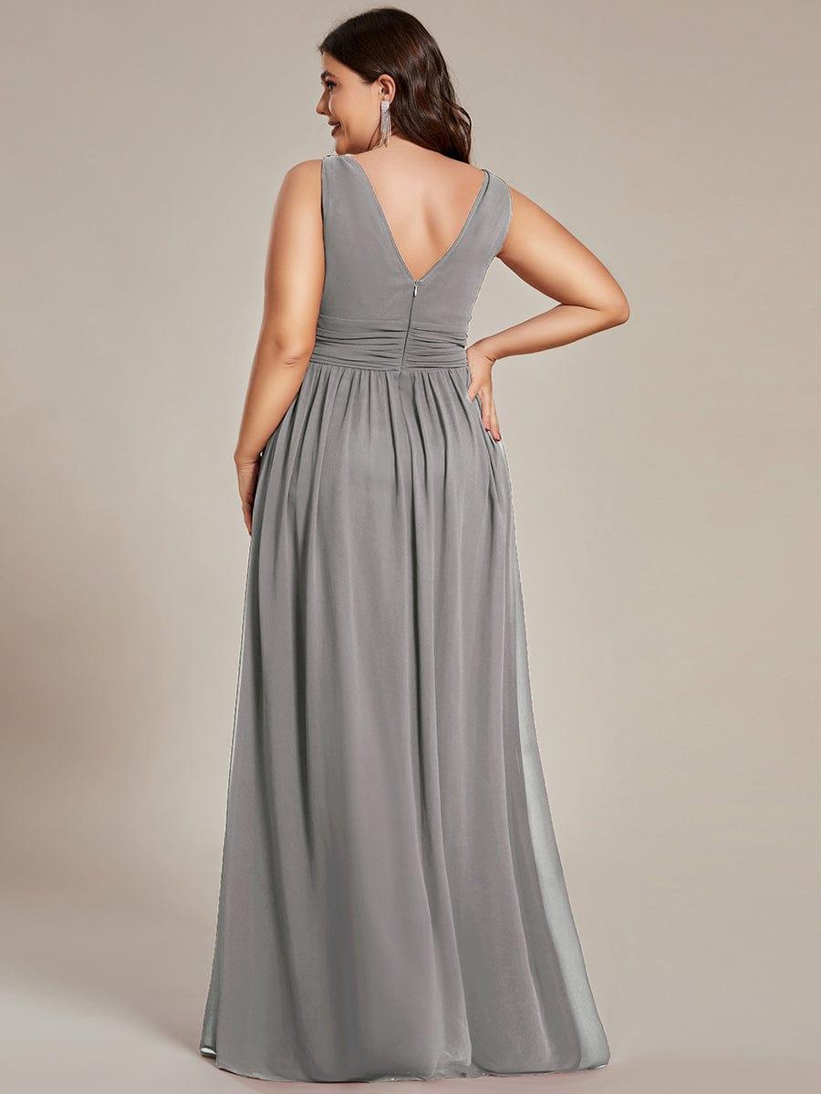 ever HUSH|V Neck Sleeveless Pleated Chiffon Evening Dress