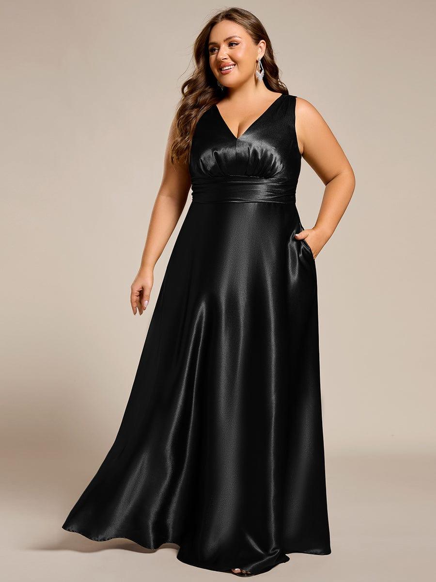 ever INDY|Sleeveless Empire Waist Satin Maxi Bridesmaid Dress With Pockets
