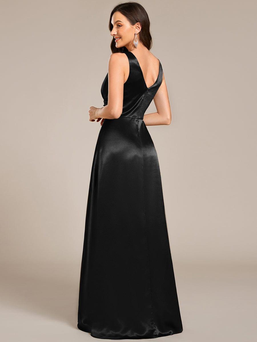 ever INDY|Sleeveless Empire Waist Satin Maxi Bridesmaid Dress With Pockets