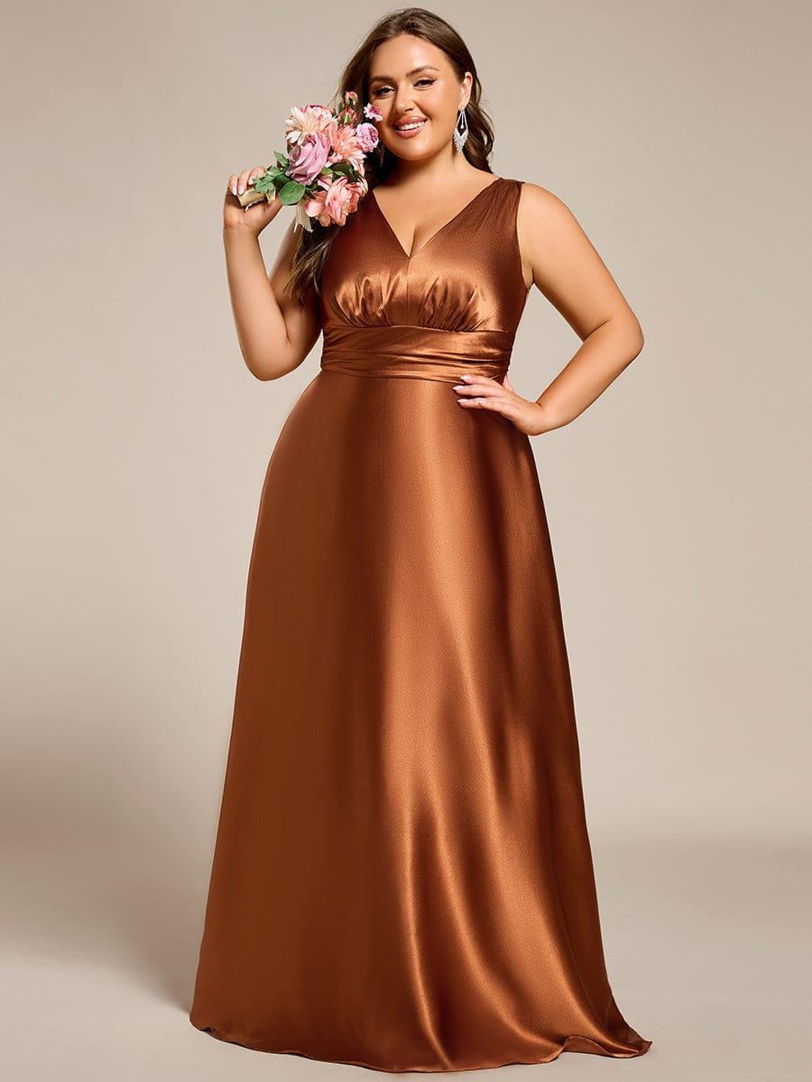 ever INDY|Sleeveless Empire Waist Satin Maxi Bridesmaid Dress With Pockets