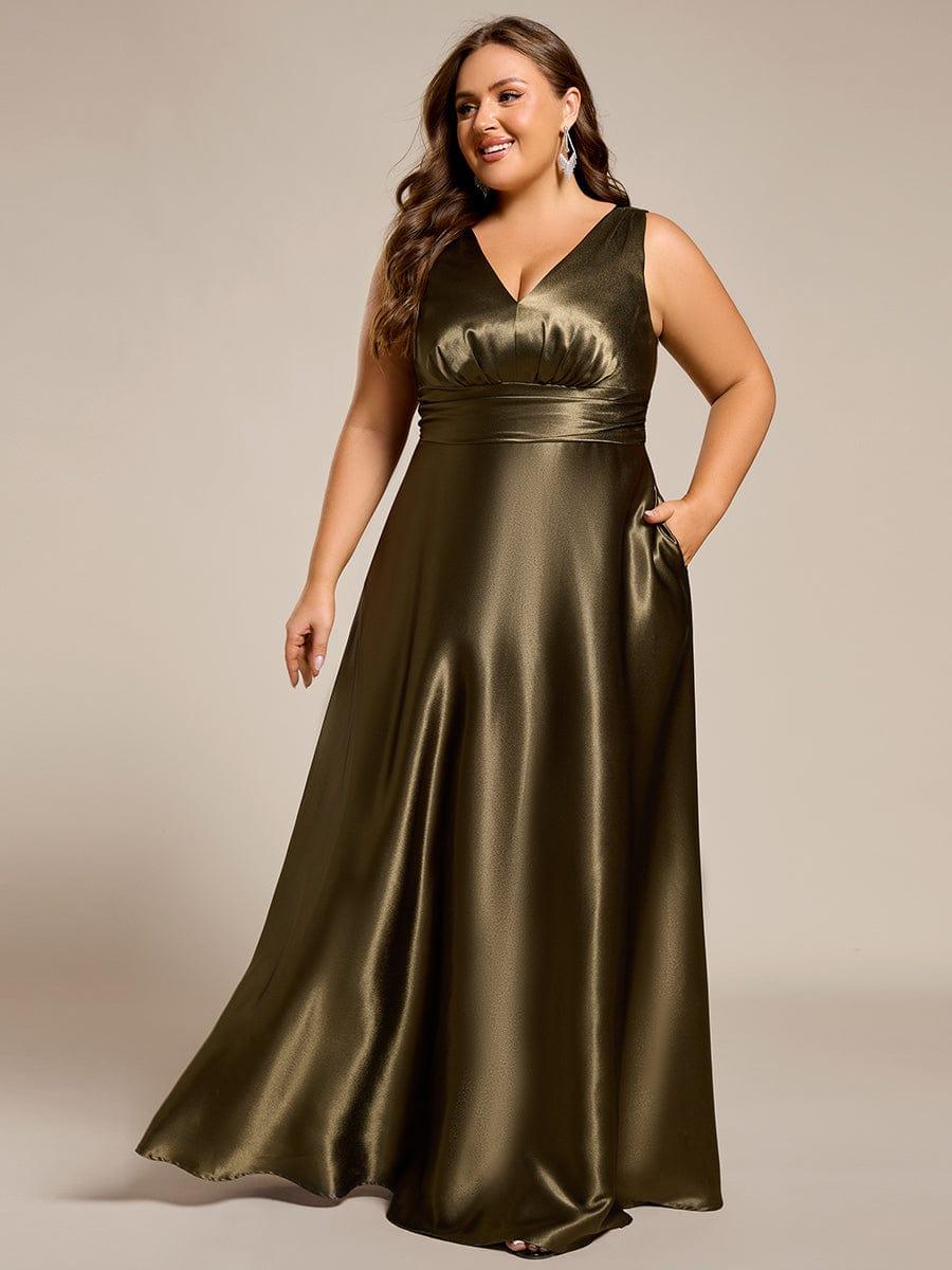 ever INDY|Sleeveless Empire Waist Satin Maxi Bridesmaid Dress With Pockets