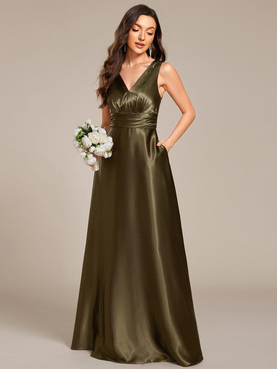 ever INDY|Sleeveless Empire Waist Satin Maxi Bridesmaid Dress With Pockets