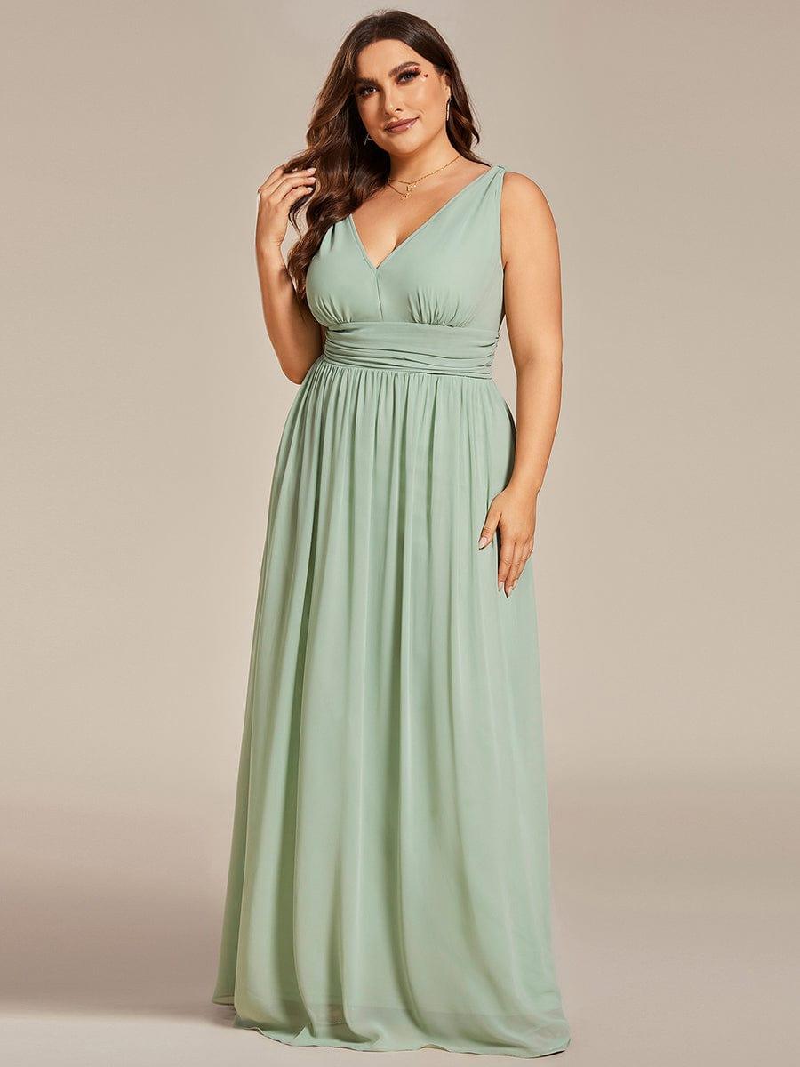 ever HUSH|V Neck Sleeveless Pleated Chiffon Evening Dress