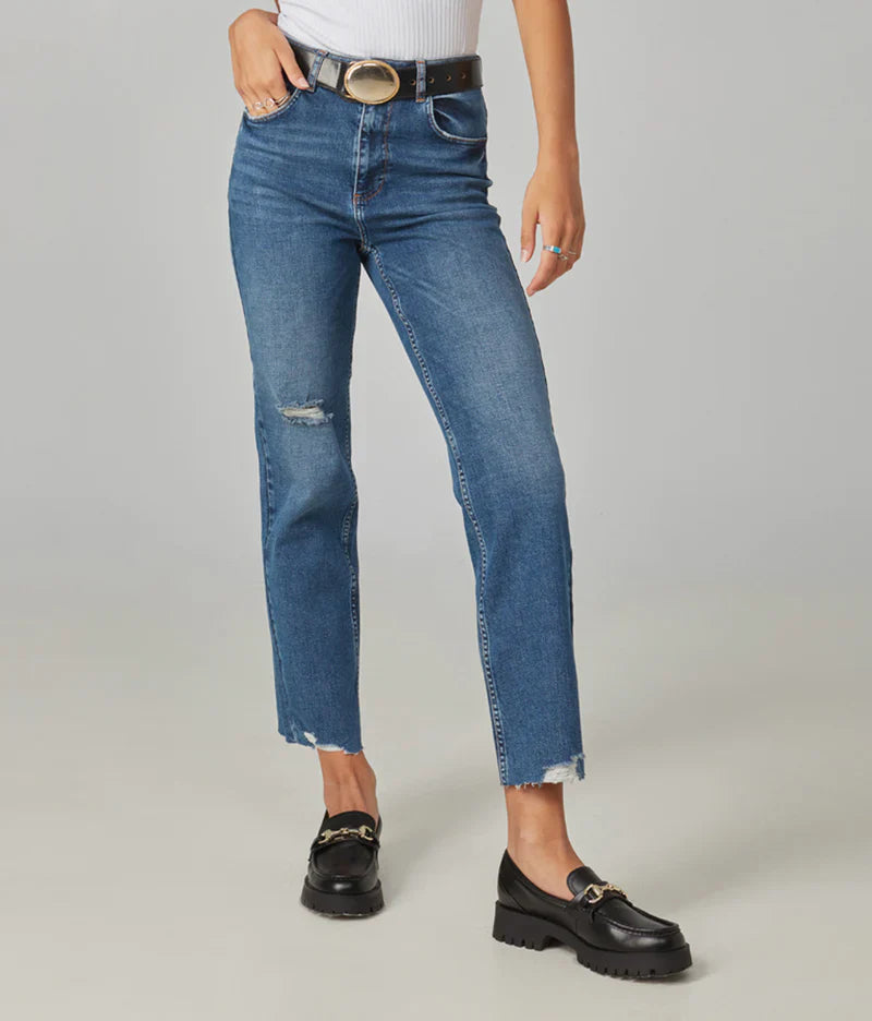 WOMEN'S LOLA JEANS DENVER DIM SKY STRAIGHT LEG JEANS