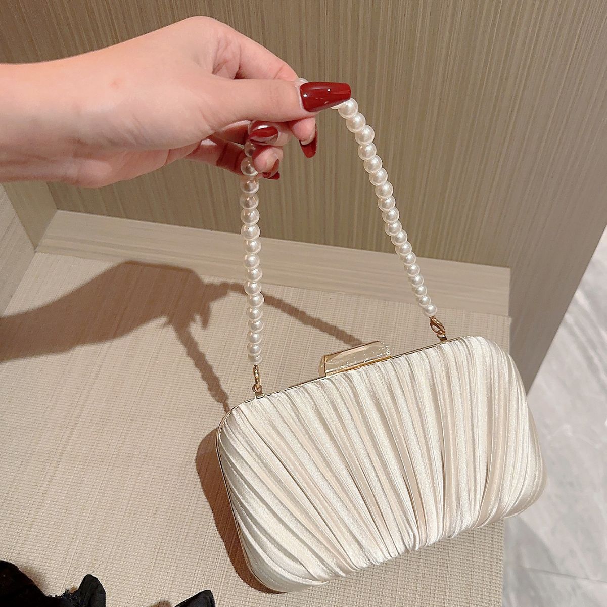 Pleated Dinner String Of Pearls Clutch Evening Bags