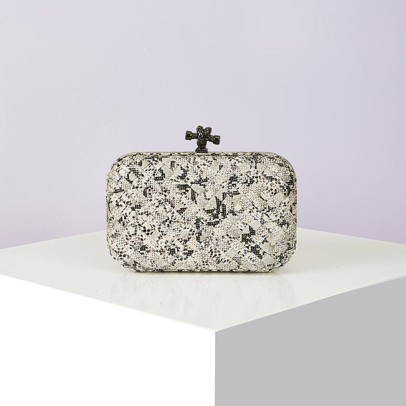 Women's Graceful Silk Hand-woven Simplicity Dinner Evening Bags