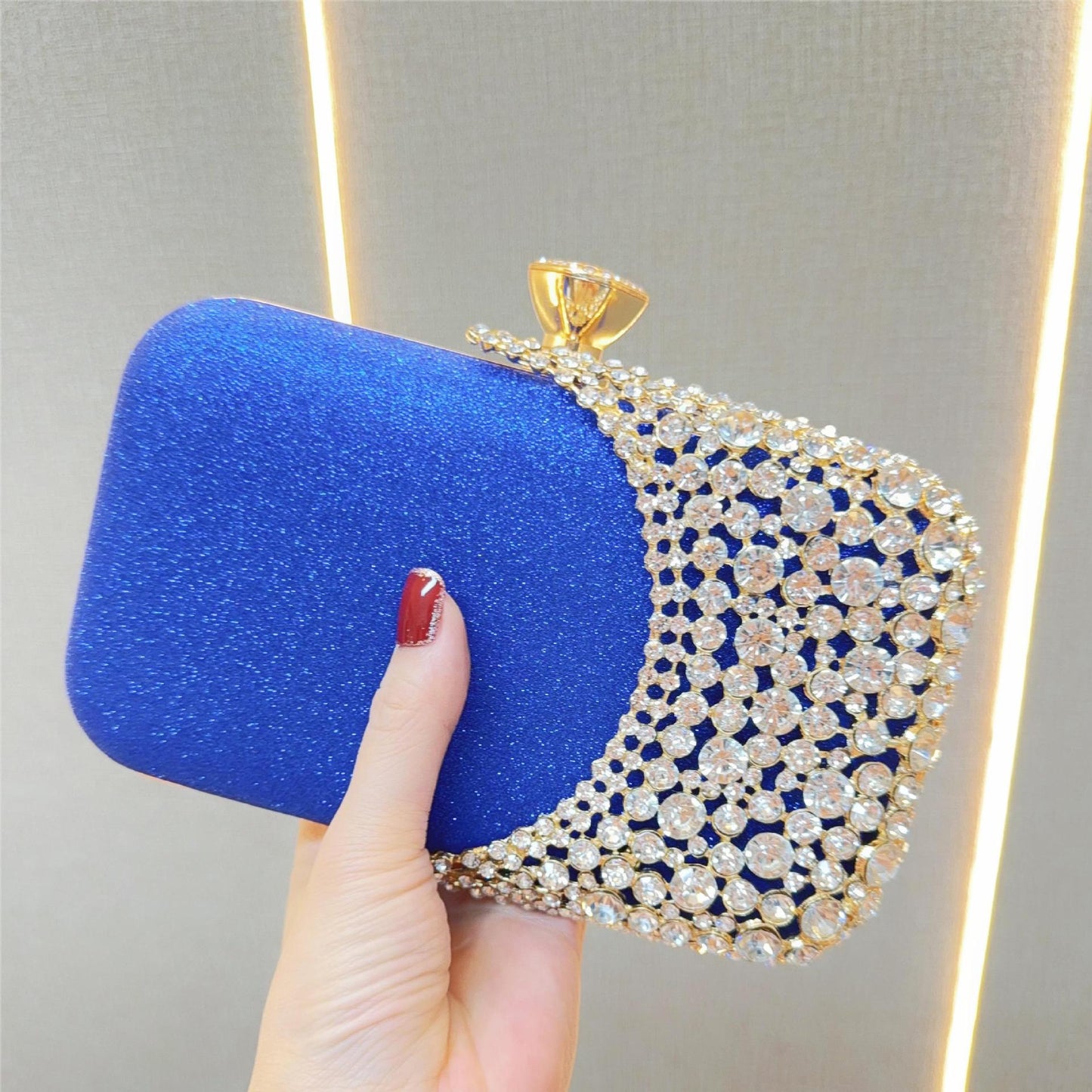 Party Diamond Dress Garment Banquet Clutch Evening Bags