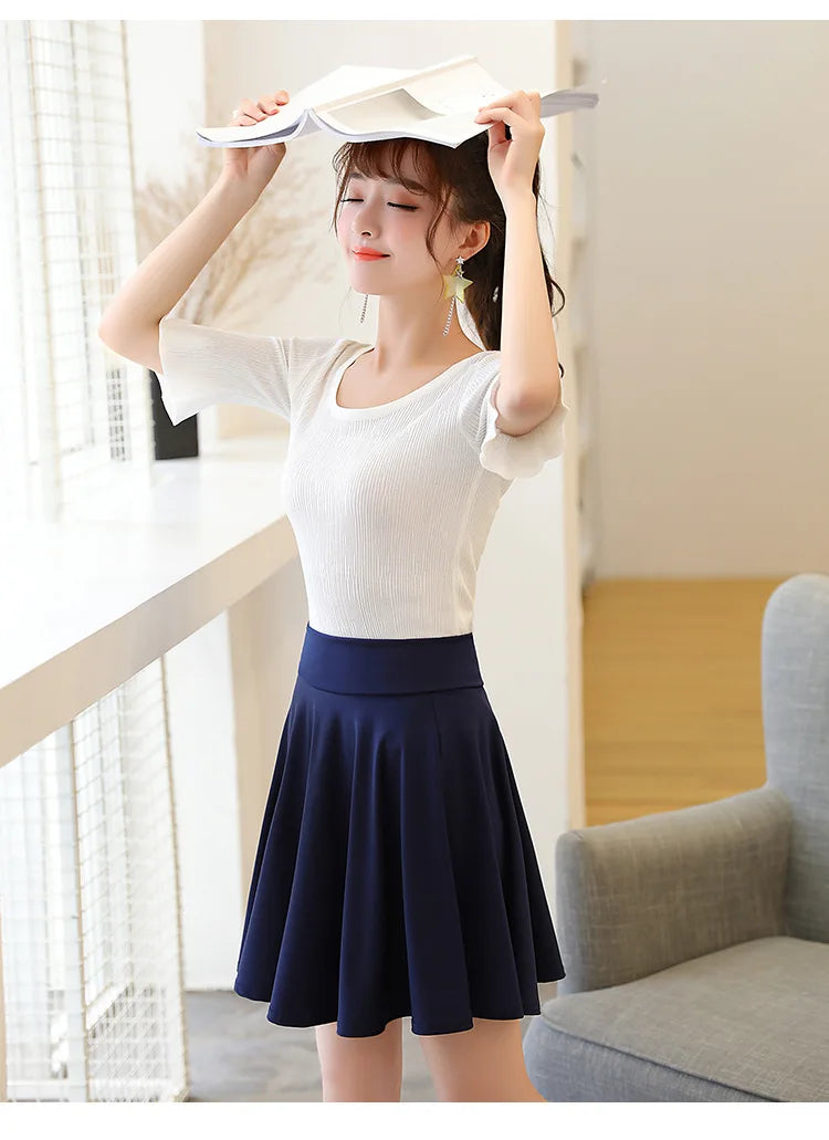 Women's Flared Mini Skater Skirt – High-Waist Pleated Black Skirt | Casual, Versatile, Plus Size, Fluffy Look