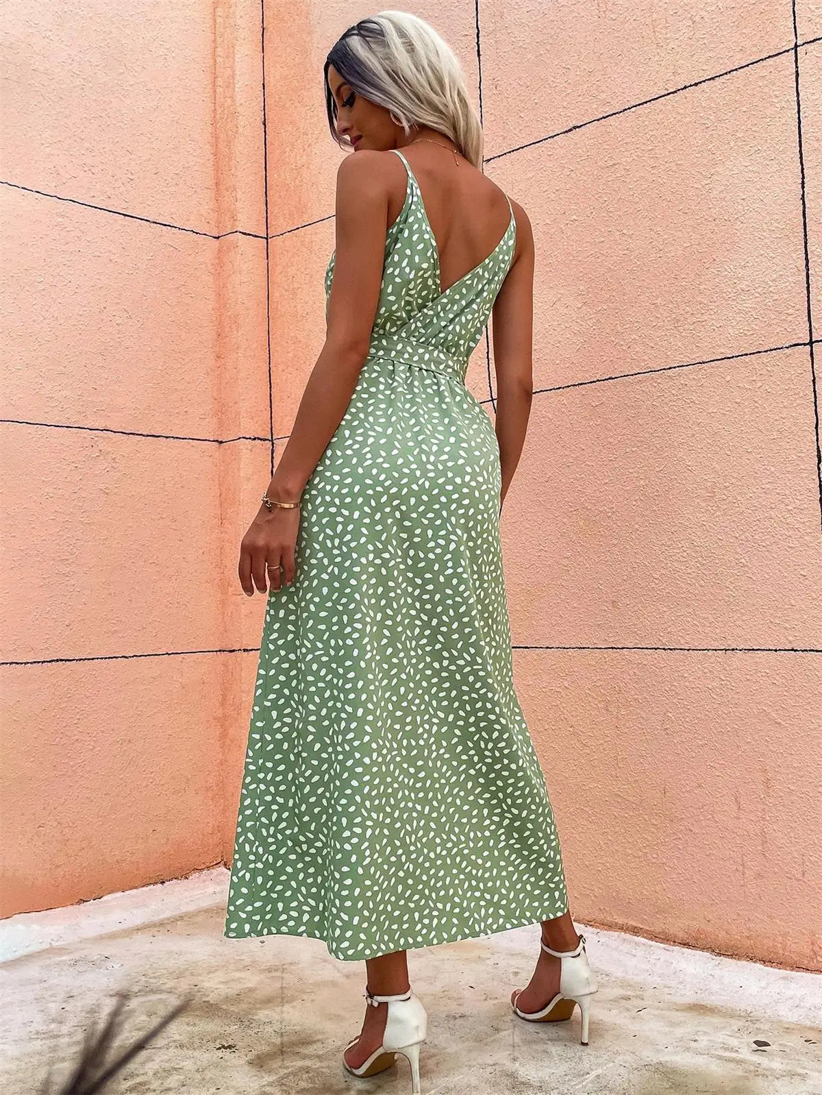 Summer Backless Floral Printed Long Dress for Women – Sexy Beachwear & Vacation Dress