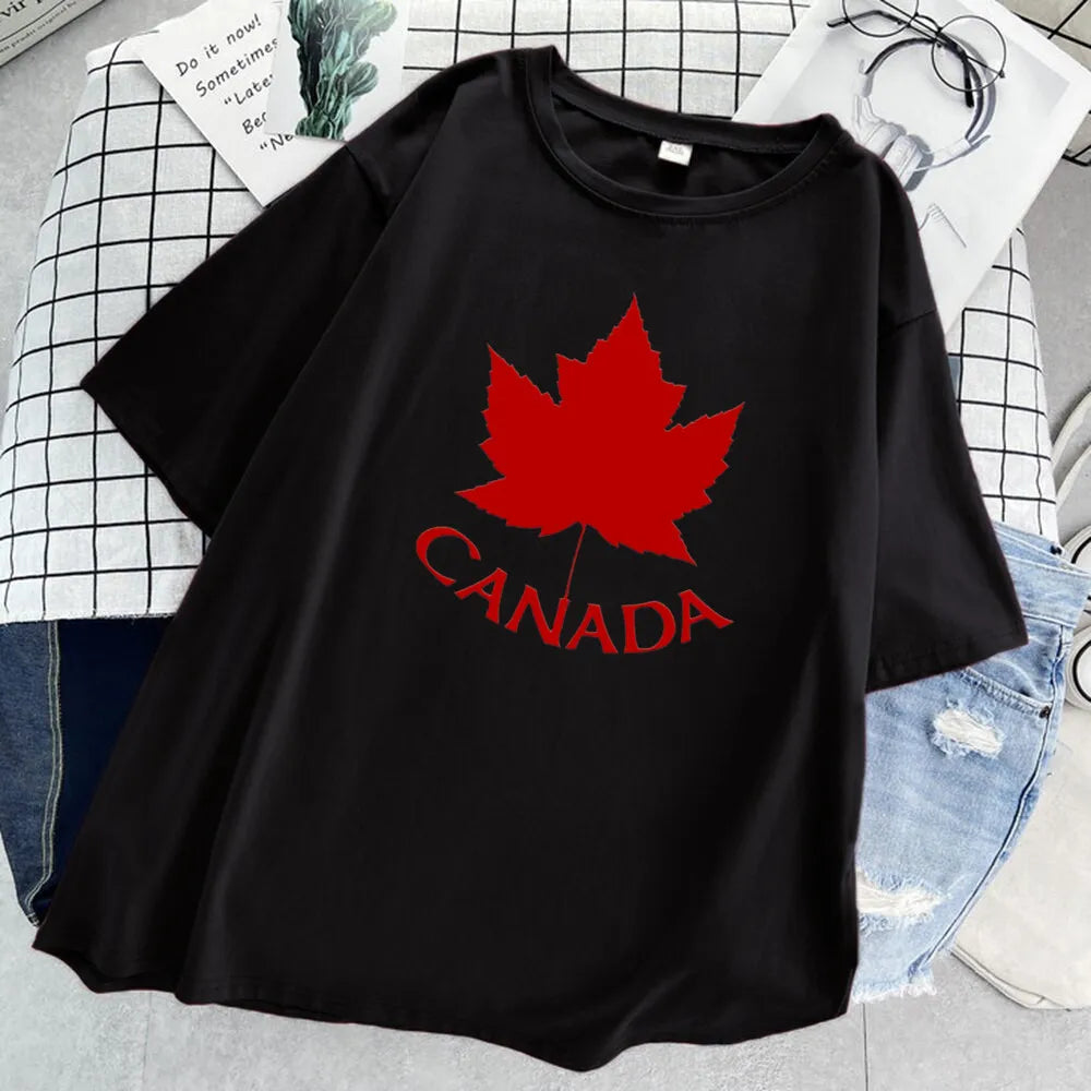 Love Canada T-Shirt – Maple Leaf Graphic & Letter Design, Black Casual Short Sleeve Tee for Women (Harajuku Style)