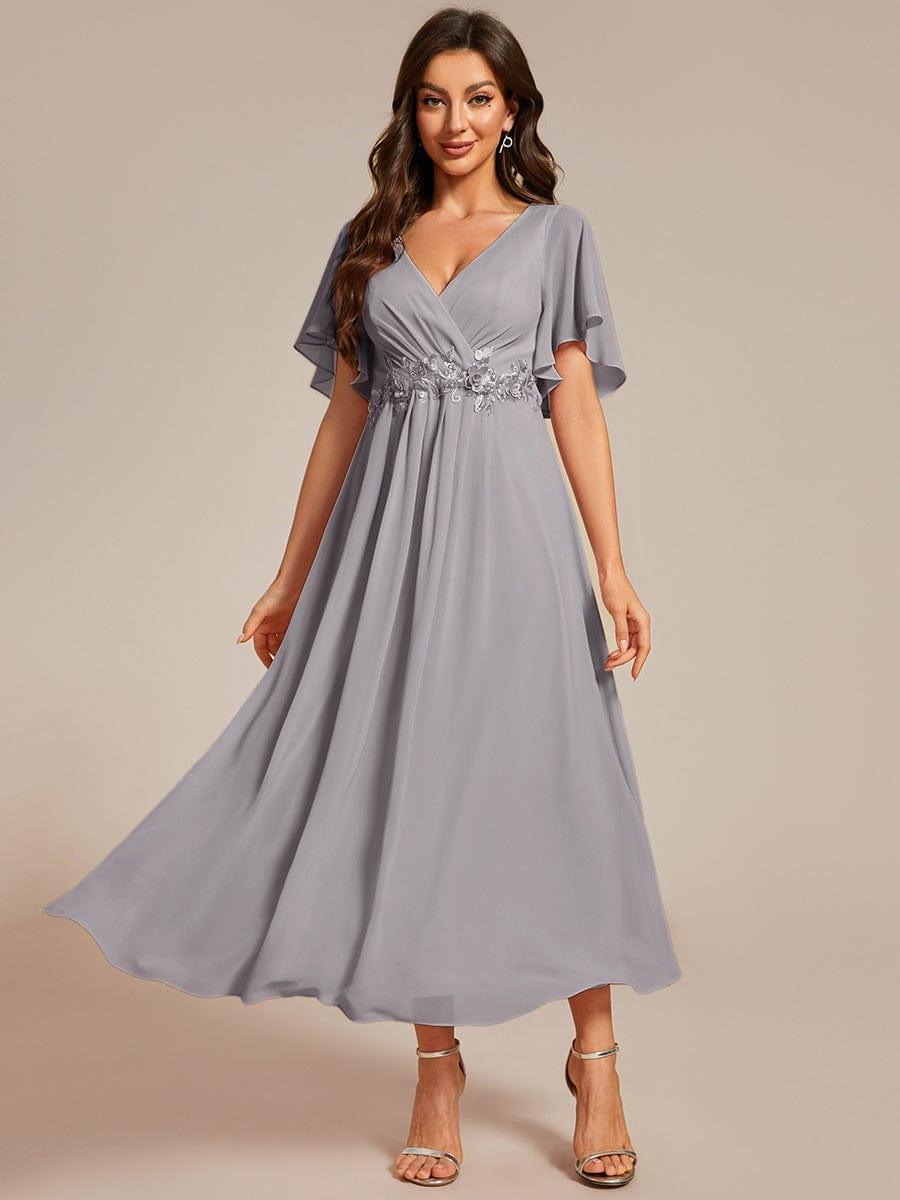 ever DAHLIA|V-Neck Chiffon Midi Wedding Guest Dress with Waist Applique(Final Sale)
