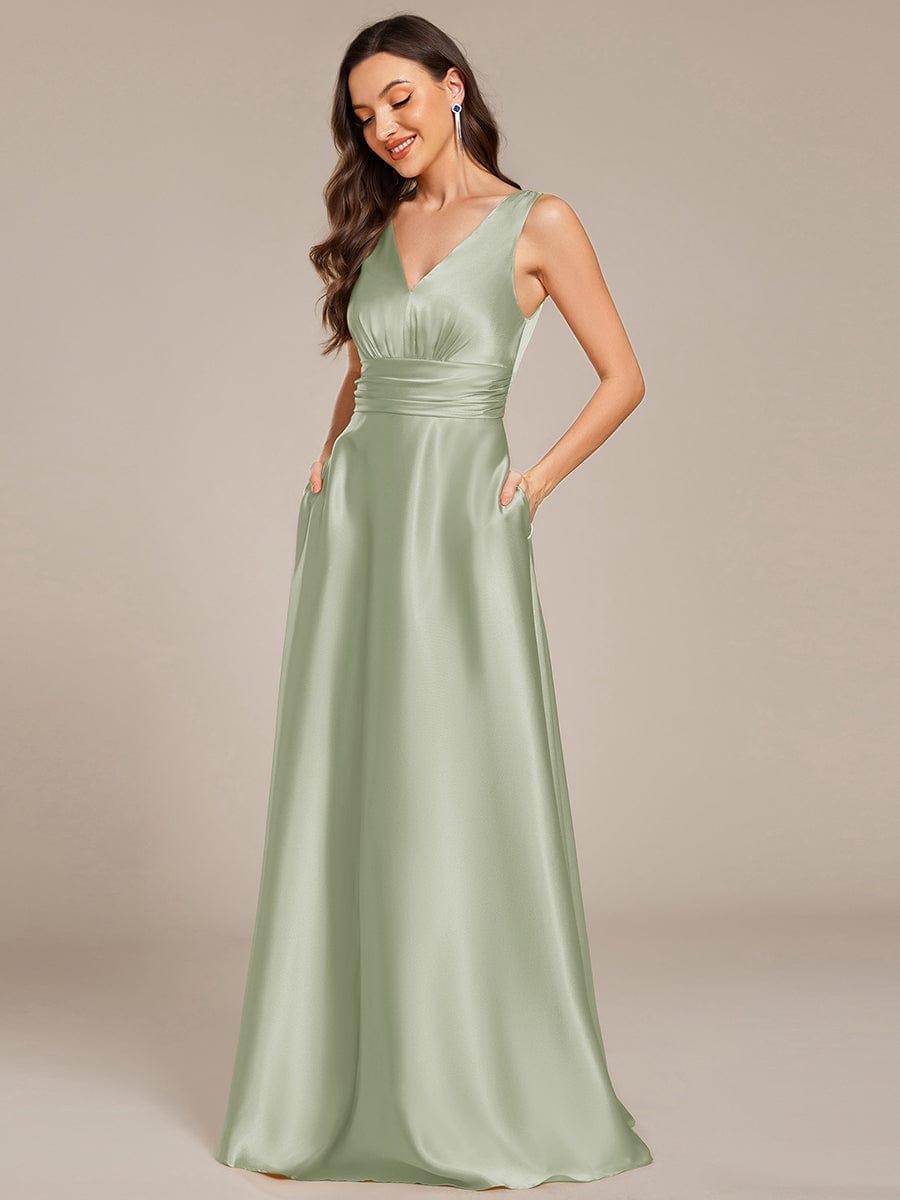 ever INDY|Sleeveless Empire Waist Satin Maxi Bridesmaid Dress With Pockets